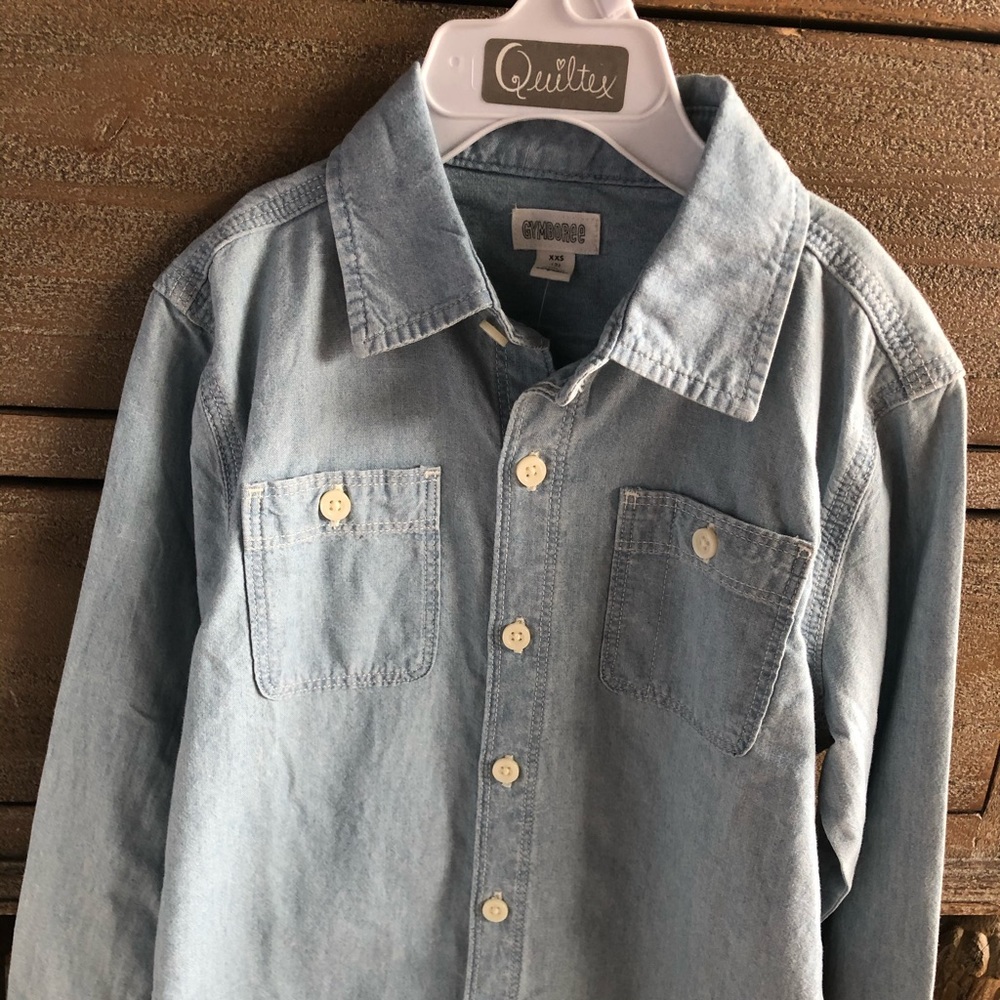 NWT Gymboree size XXS toddler light denim shirt